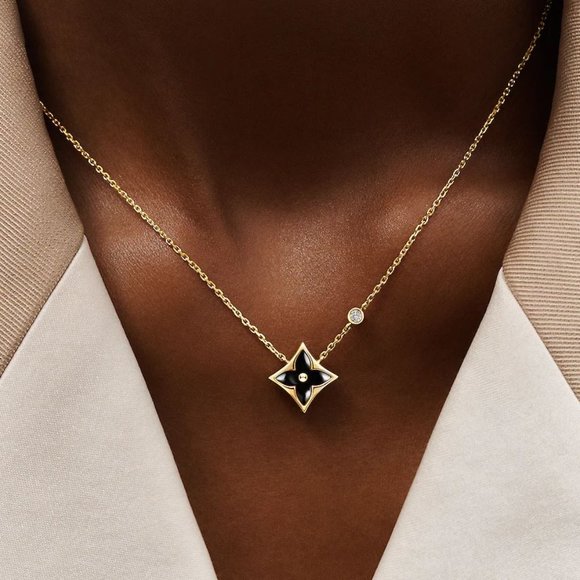 Color Blossom Bb Star Pendant, Yellow Gold, Onyx And Diamond - Picture 1 of 8